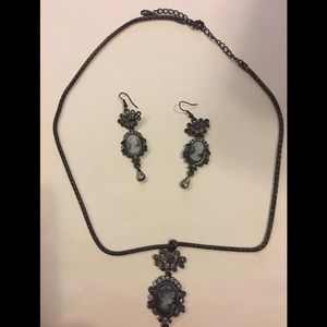 Cameo necklace with matching Earrings